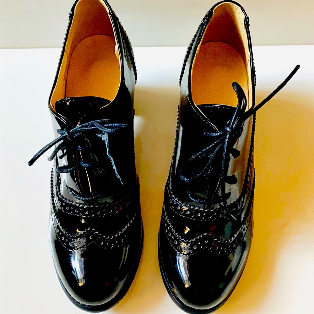 9.5 Black Patent Leather Lace Up Booties